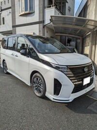 日産 セレナ e-POWER ハイウェイスター V(1.4)