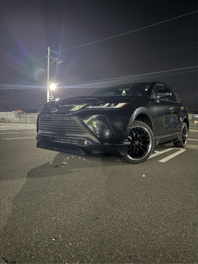 トヨタ ハリアーハイブリッド Z“レザーパッケージ”_E-Four(CVT_2.5_ハイブリッド)