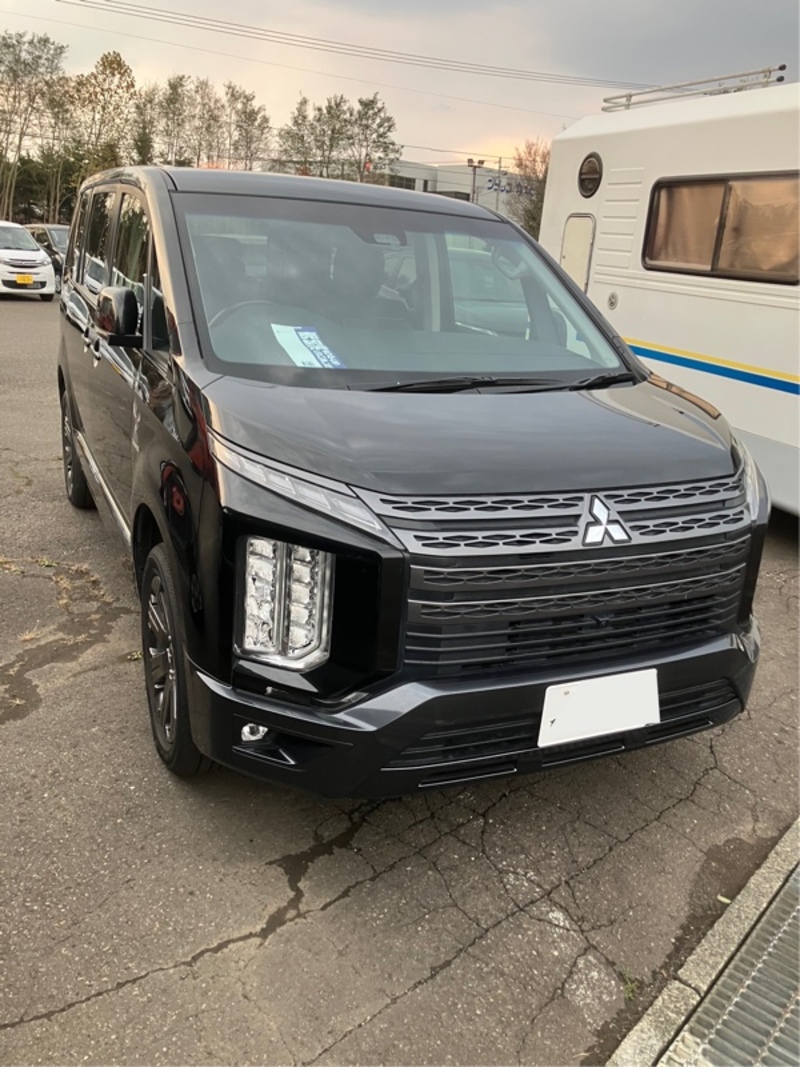 三菱 デリカD:5 ジャスパー_8人乗り_4WD(AT_2.3)