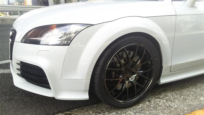 アウディ TT RS TT RS クーペ_RHD_4WD(AT_2.5)