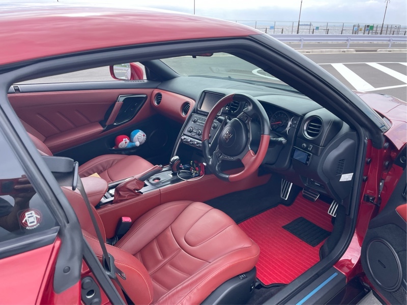 日産 NISSAN GT-R GT-R プレミアムエディション_4WD(DCT_3.8)