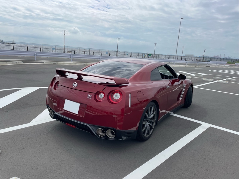 日産 NISSAN GT-R GT-R プレミアムエディション_4WD(DCT_3.8)