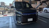 トヨタ ヴォクシー ハイブリッド S-Z_7人乗り(CVT_1.8_ハイブリッド)