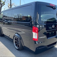 日産 キャラバン バン グランドプレミアムGX ロングボディ 低床_5人乗り_5ドア(AT_2.0_ガソリン)