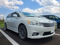 トヨタ マークXジオ エアリアル_7人乗り_4WD(CVT_2.4)