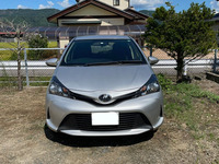 トヨタ ヴィッツ F_4WD(CVT_1.3)