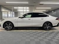 BMW 5シリーズ セダン 523i ザ・ファーストエディション_RHD(AT_2.0)