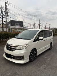 日産 セレナ
