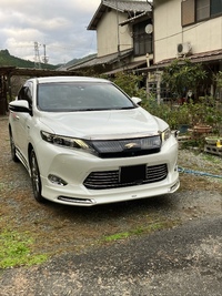トヨタ ハリアーハイブリッド ハイブリッド プレミアム“アドバンスドパッケージ”_4WD(CVT_2.5)