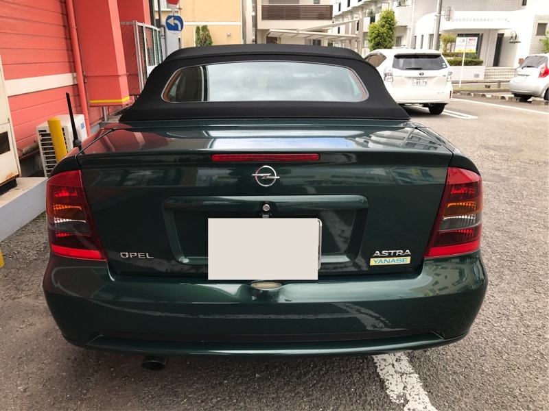 オペル アストラカブリオ カブリオ_RHD(AT_2.2)