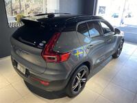 ボルボ XC40 B5 AWD Rデザイン_RHD_AWD(AT_2.0)