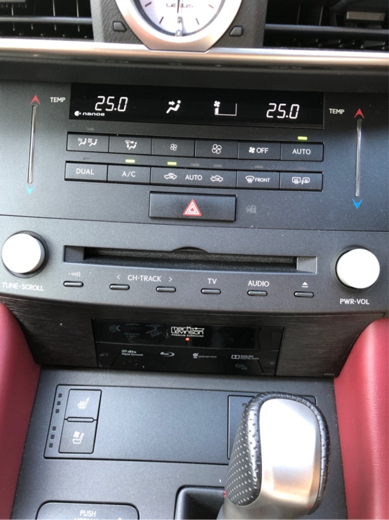 レクサス RCハイブリッド 300h“Fスポーツ”(CVT_2.5)