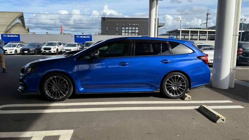スバル レヴォーグ 2.0STI スポーツ アイサイト_AWD(CVT_2.0)