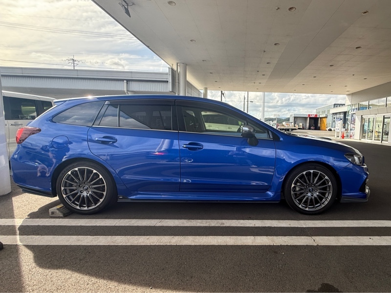 スバル レヴォーグ 2.0STI スポーツ アイサイト_AWD(CVT_2.0)