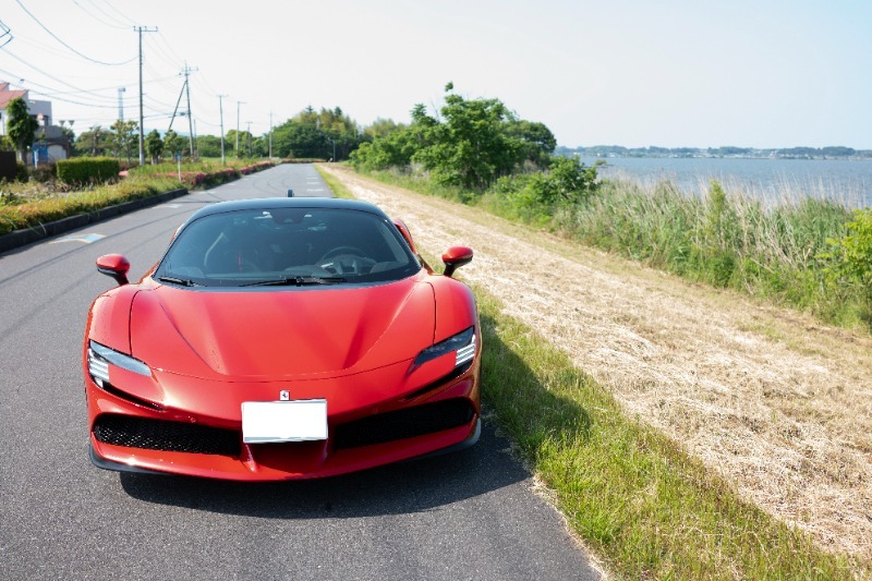 フェラーリ SF90ストラダーレ SF90ストラダーレ アセットフィオラーノ_LHD_4WD(F1DCT_4.0)