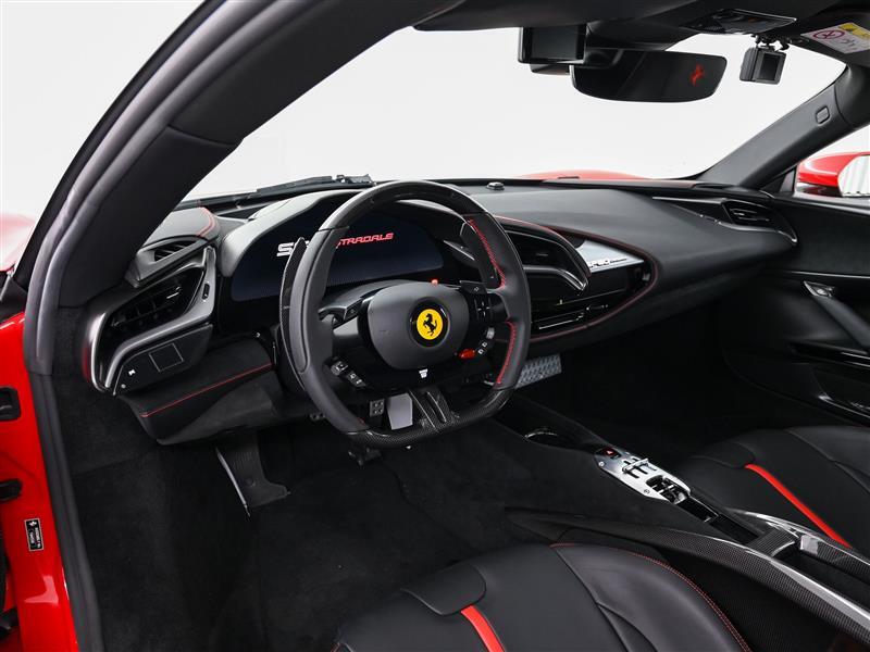 フェラーリ SF90ストラダーレ SF90ストラダーレ アセットフィオラーノ_LHD_4WD(F1DCT_4.0)