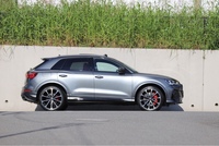 アウディ RS Q3 RS Q3_RHD_4WD(AT_2.5)