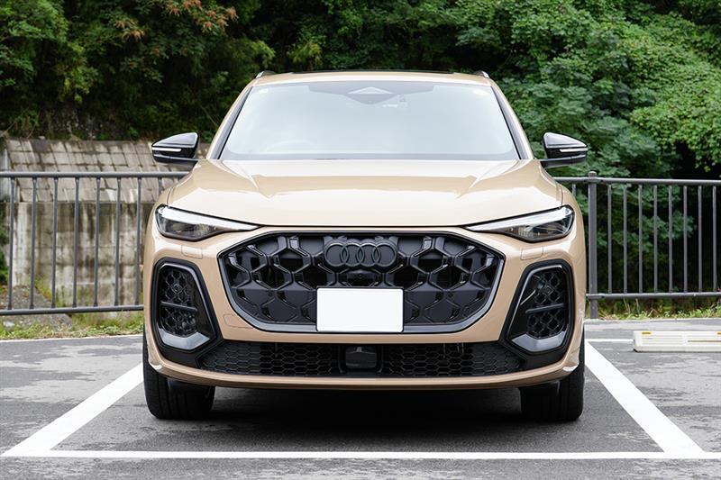 アウディ SQ5 SQ5_RHD_4WD(ティプトロニック_3.0)