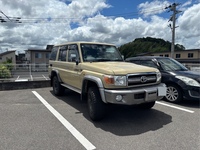 トヨタ ランドクルーザー70 バン_4WD(MT_4.0)