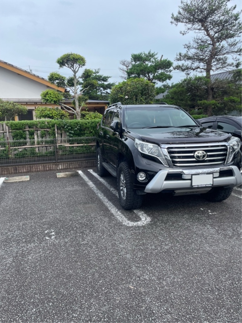 トヨタ ランドクルーザープラド TX_5人乗り_4WD(AT_2.8)
