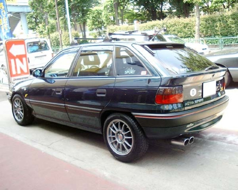 オペル アストラ CD_RHD(AT_2.0)