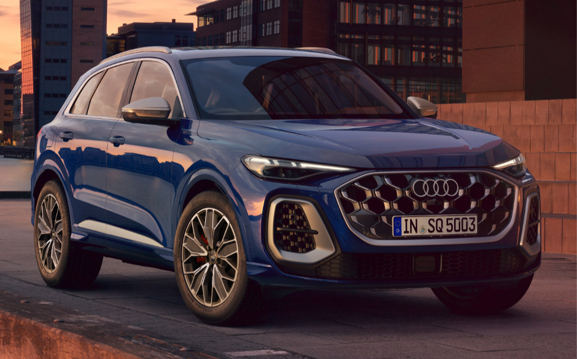 アウディ SQ5 新型・現行モデル