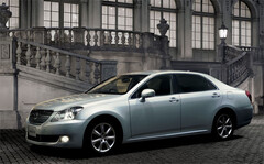 トヨタ クラウンマジェスタ