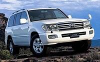 トヨタ ランドクルーザー100(2005年4月モデル) の新車情報