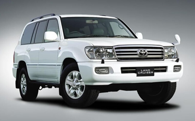 【国際ブランド】 トヨタ ランドクルーザー100(2005年4月モデル) の新車情報 自動車