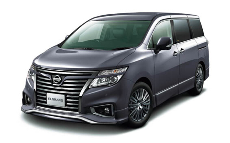 日産　エルグランド 日産エルグランド E51 後期用 フロントメッキグリル (ブラック