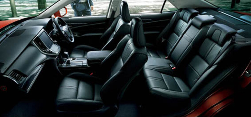 クラウンアスリート