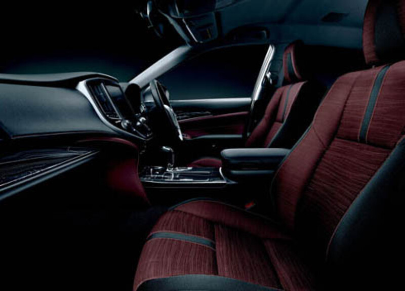 クラウンアスリート