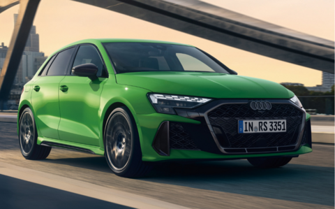 アウディ RS3 スポーツバック