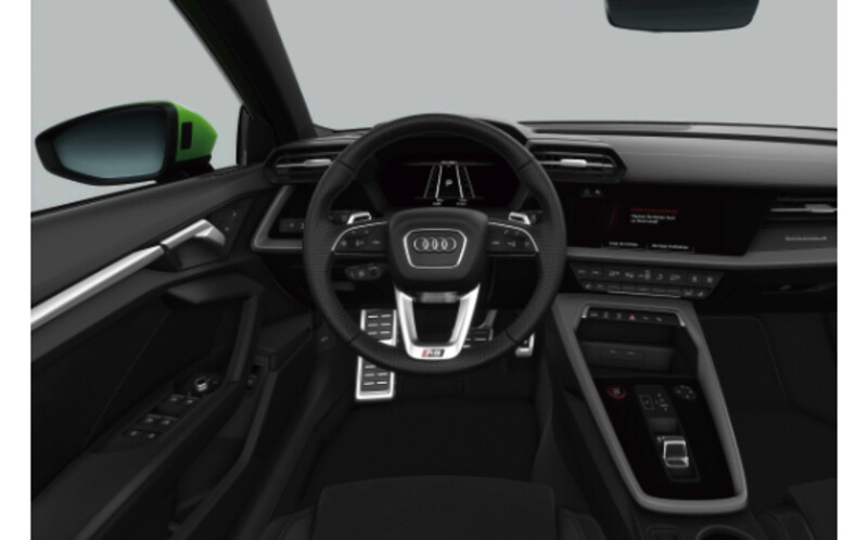 RS3 スポーツバック