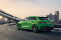 RS3 スポーツバック