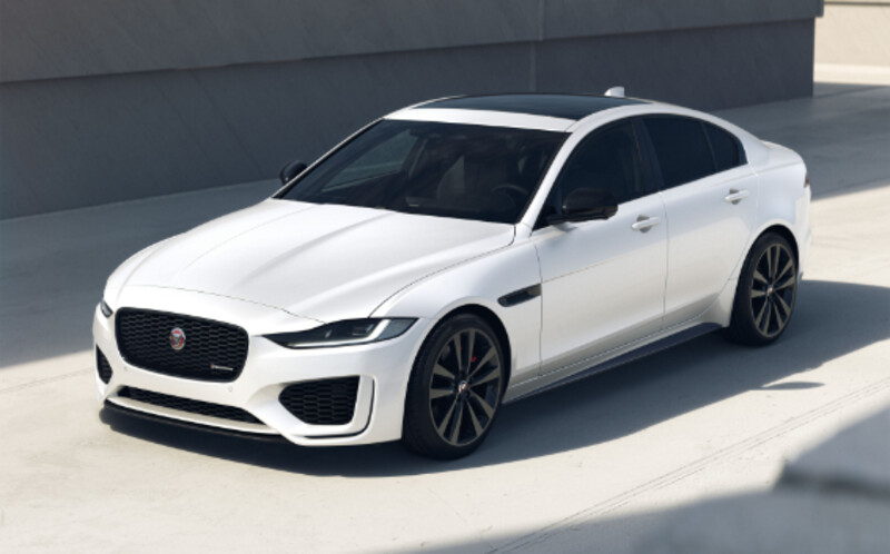 ジャガー XEの価格・新型情報・グレード諸元 価格.com