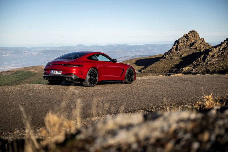 2024 メルセデスAMG ＋ポルシェ　カレンダー２点 メルセデスAMG AMG GT(2024年11月モデル) の新車情報・カタログ