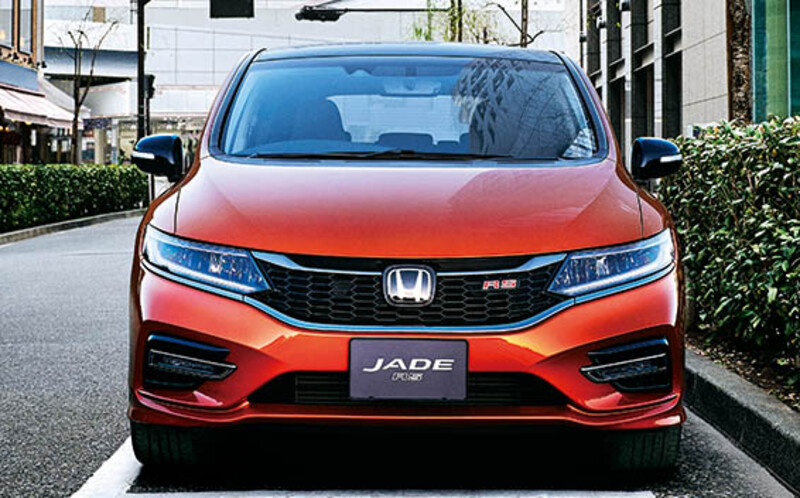 ホンダジェイド 左ハンドル仕様　1/18 ジェイド（ホンダ）ハイブリッドX・ホンダセンシング（2018年5