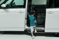 ヴォクシー ハイブリッド