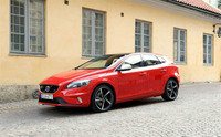 V40