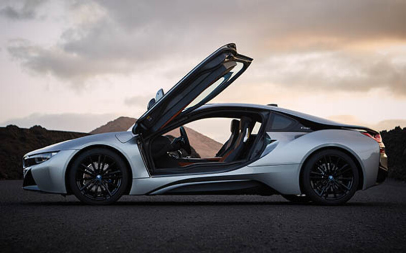 i8