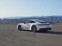 911