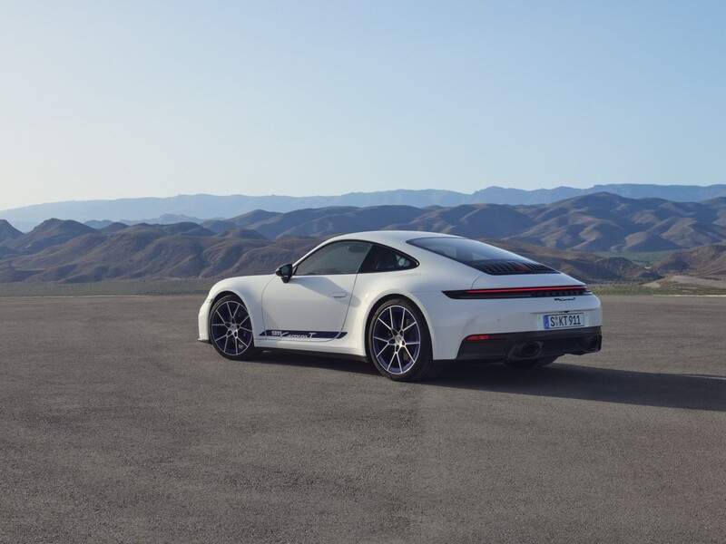 911