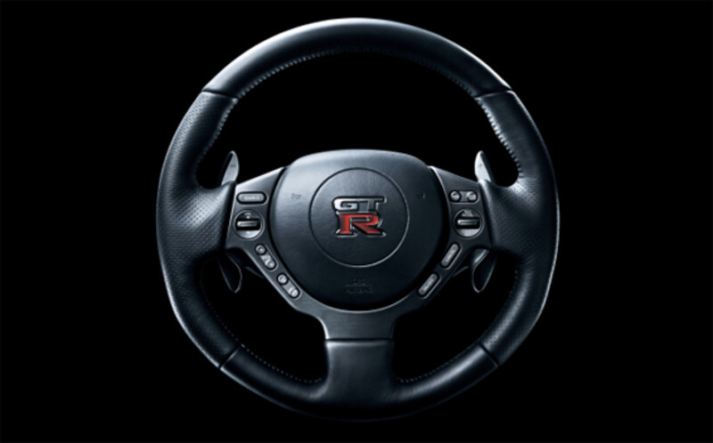 NISSAN GT-R