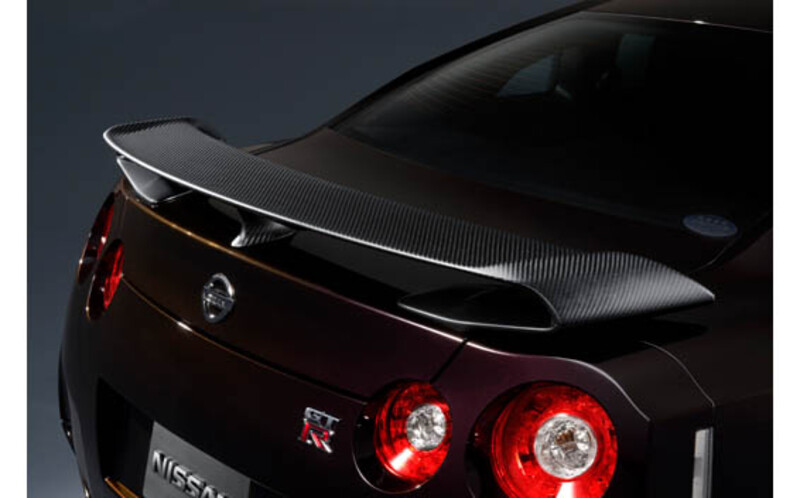 NISSAN GT-R