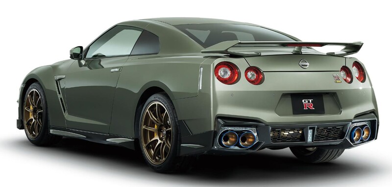 NISSAN GT-R
