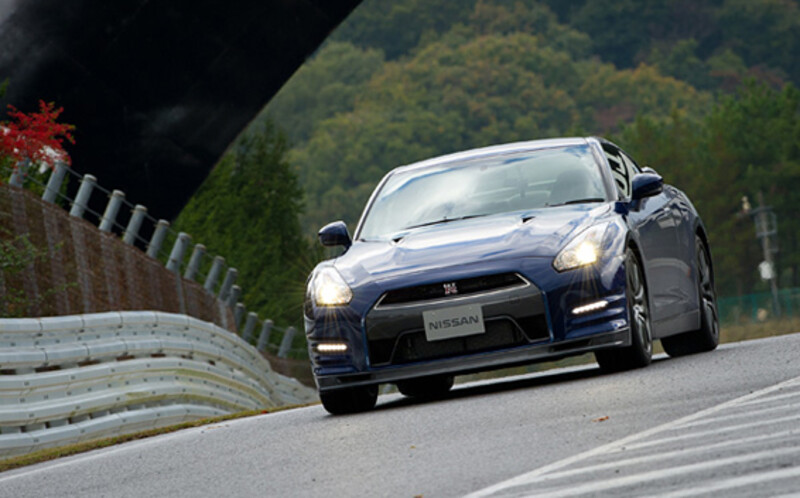 NISSAN GT-R