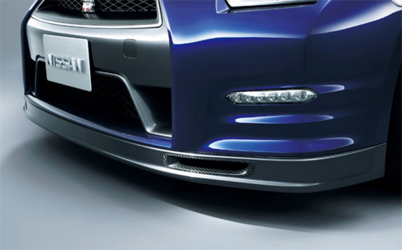 NISSAN GT-R