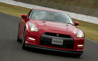 NISSAN GT-R