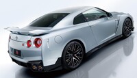 NISSAN GT-R